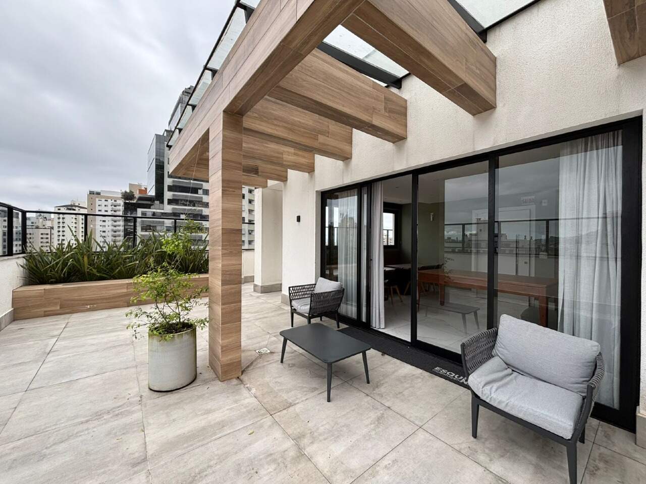 Apartamento para aluguel no Centro: