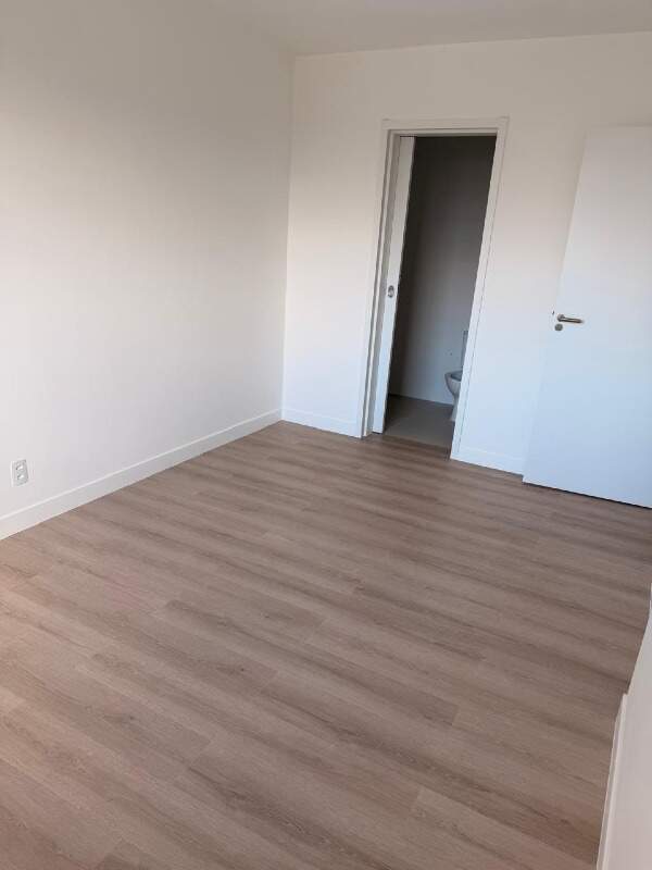Apartamento à venda no Roçado: