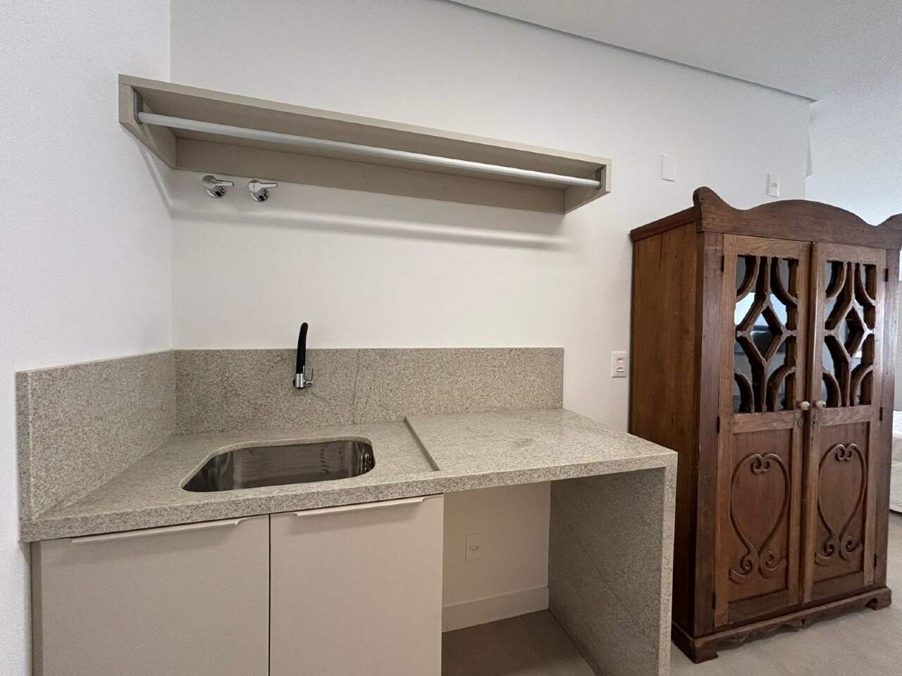 Apartamento para aluguel no Saco Grande: