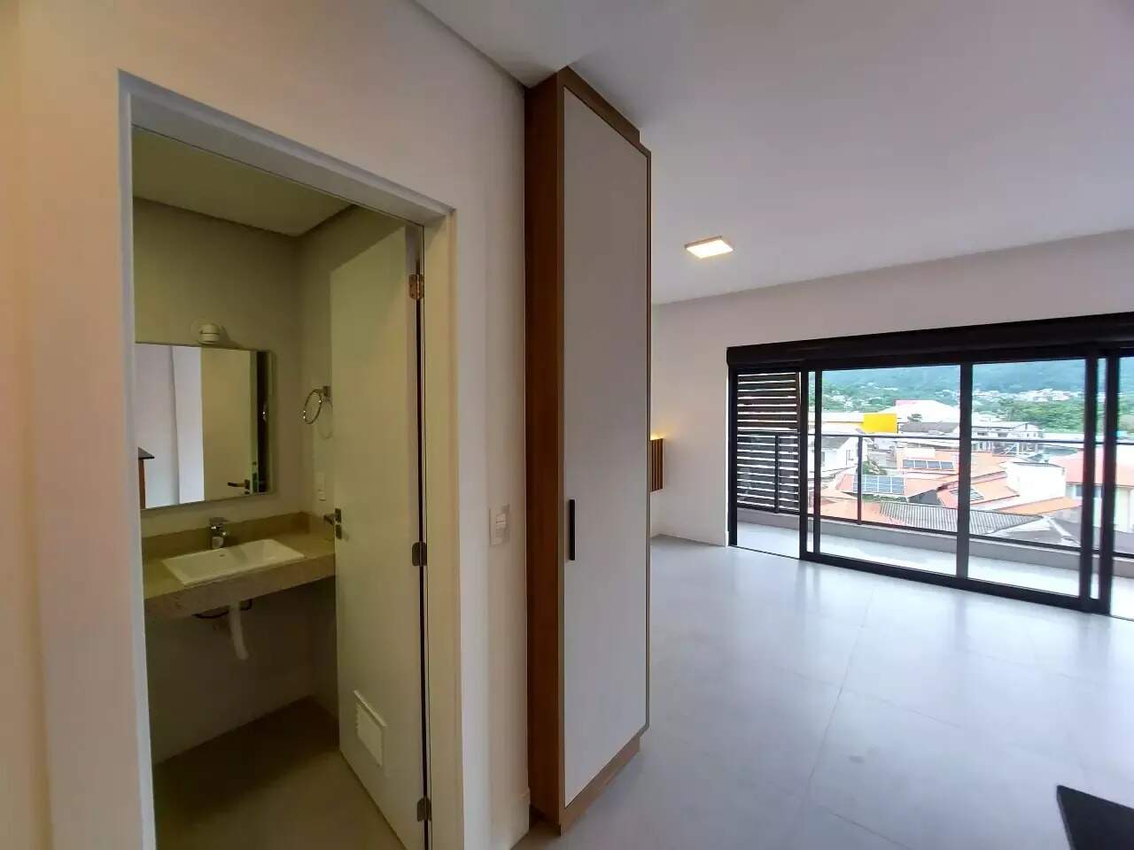 Apartamento para aluguel no Saco Grande: