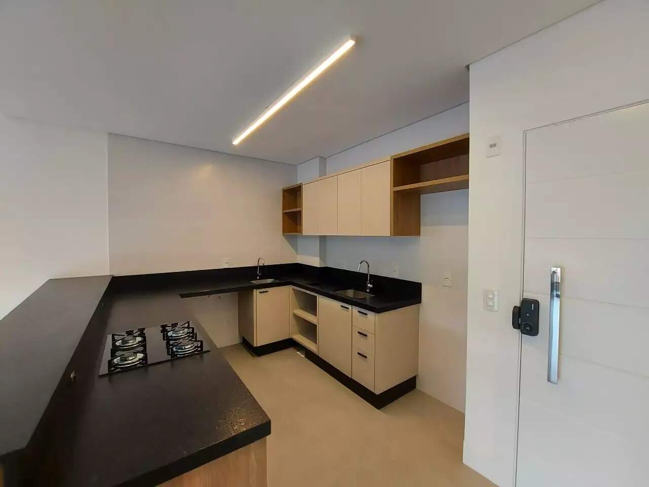Apartamento para aluguel no Saco Grande:
