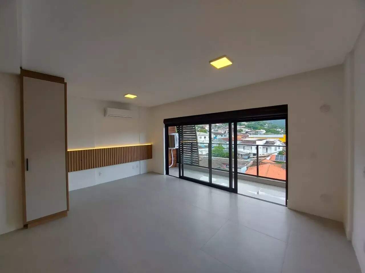 Apartamento para aluguel no Saco Grande: