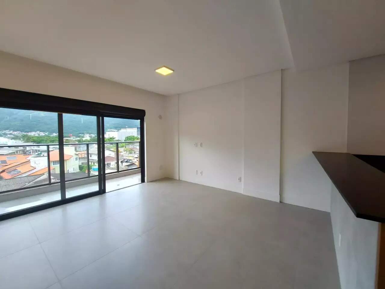 Apartamento para aluguel no Saco Grande: 