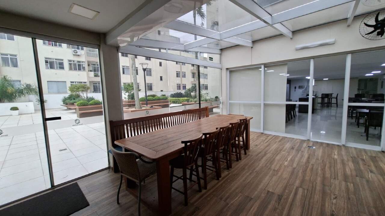 Apartamento à venda no Estreito: