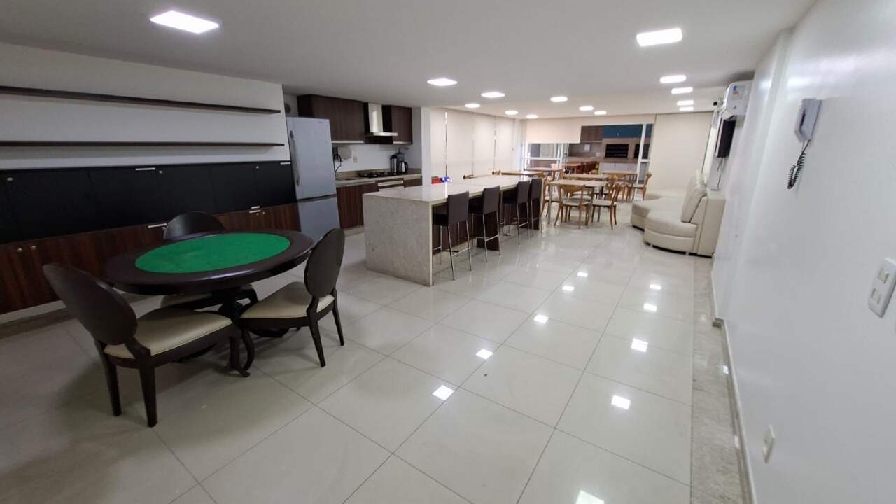 Apartamento à venda no Estreito: