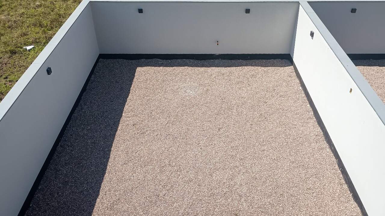 Sobrado à venda no Sertão do Maruim: