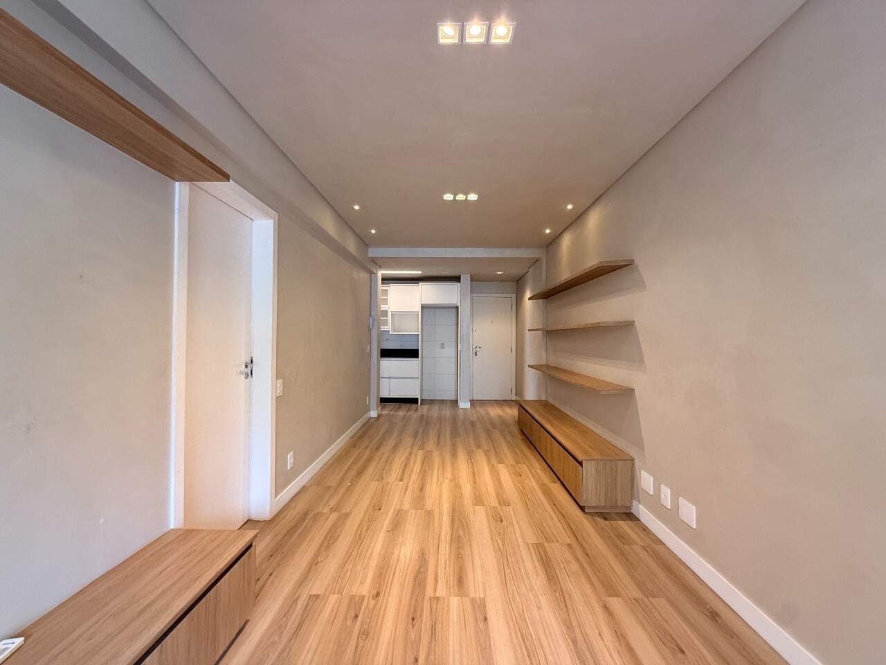 Apartamento para aluguel no Itacorubi: 