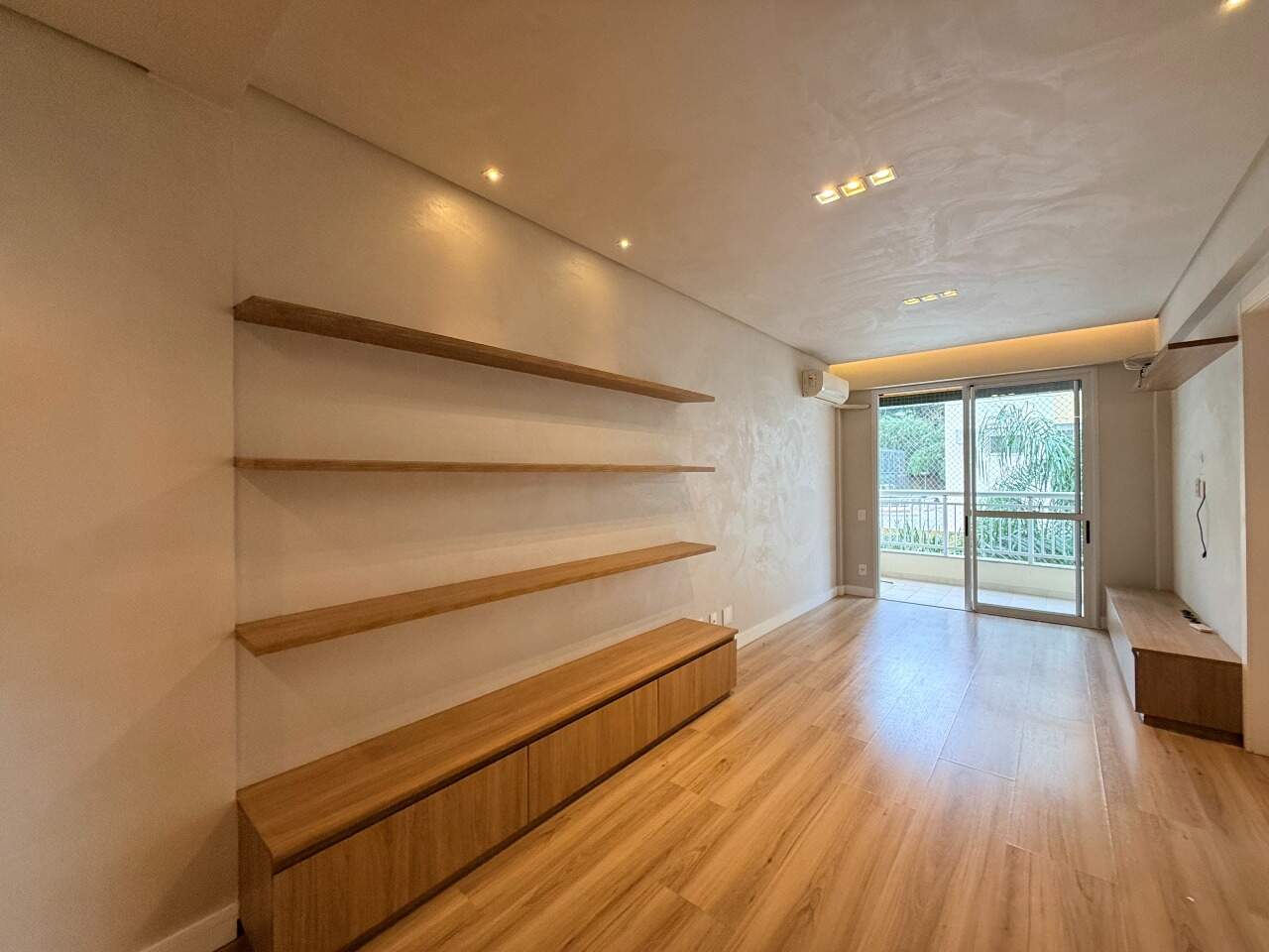 Apartamento para aluguel no Itacorubi: 