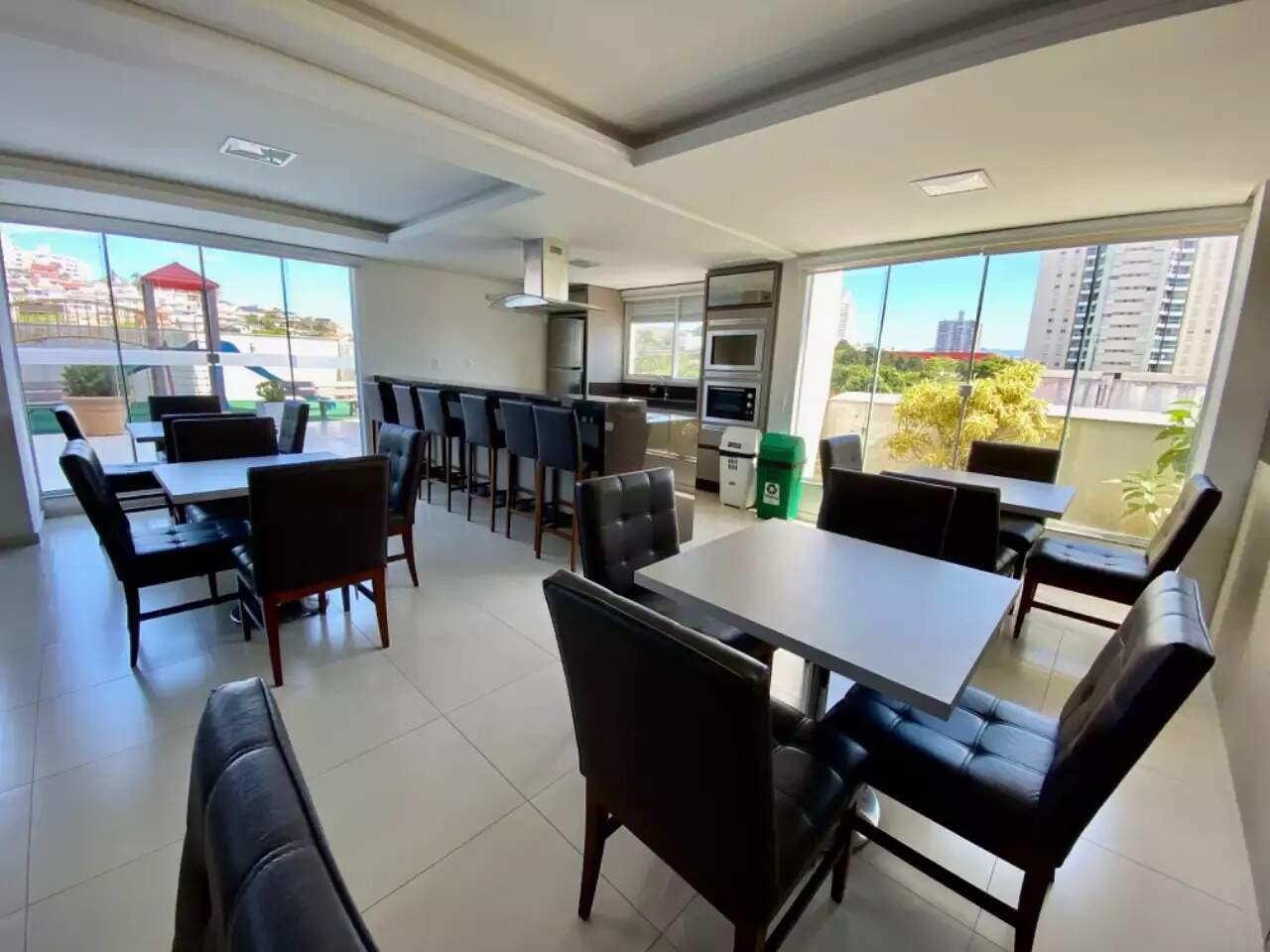 Apartamento à venda no Estreito: