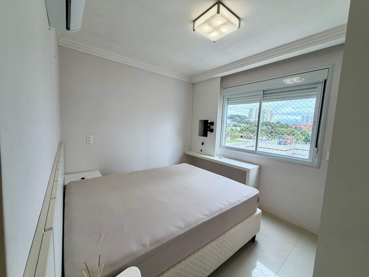 Apartamento à venda no Estreito: