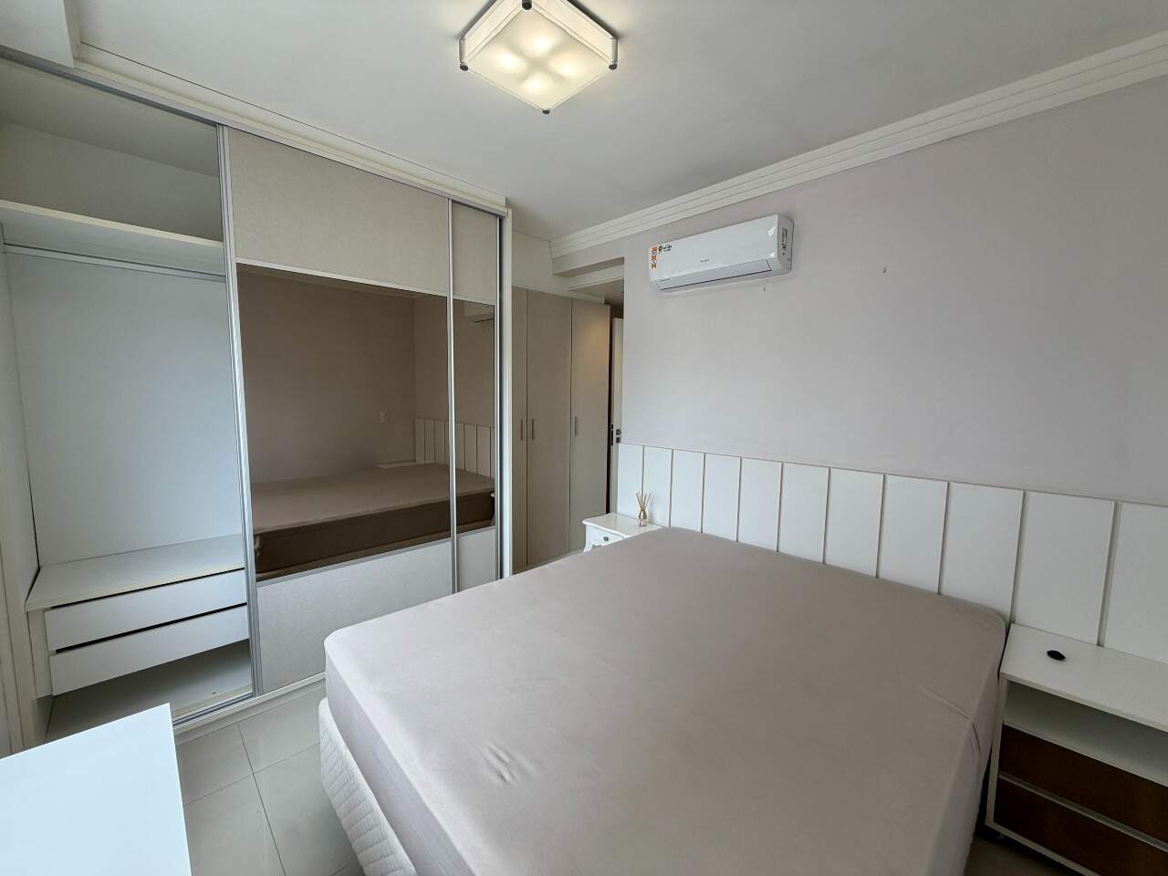 Apartamento à venda no Estreito: