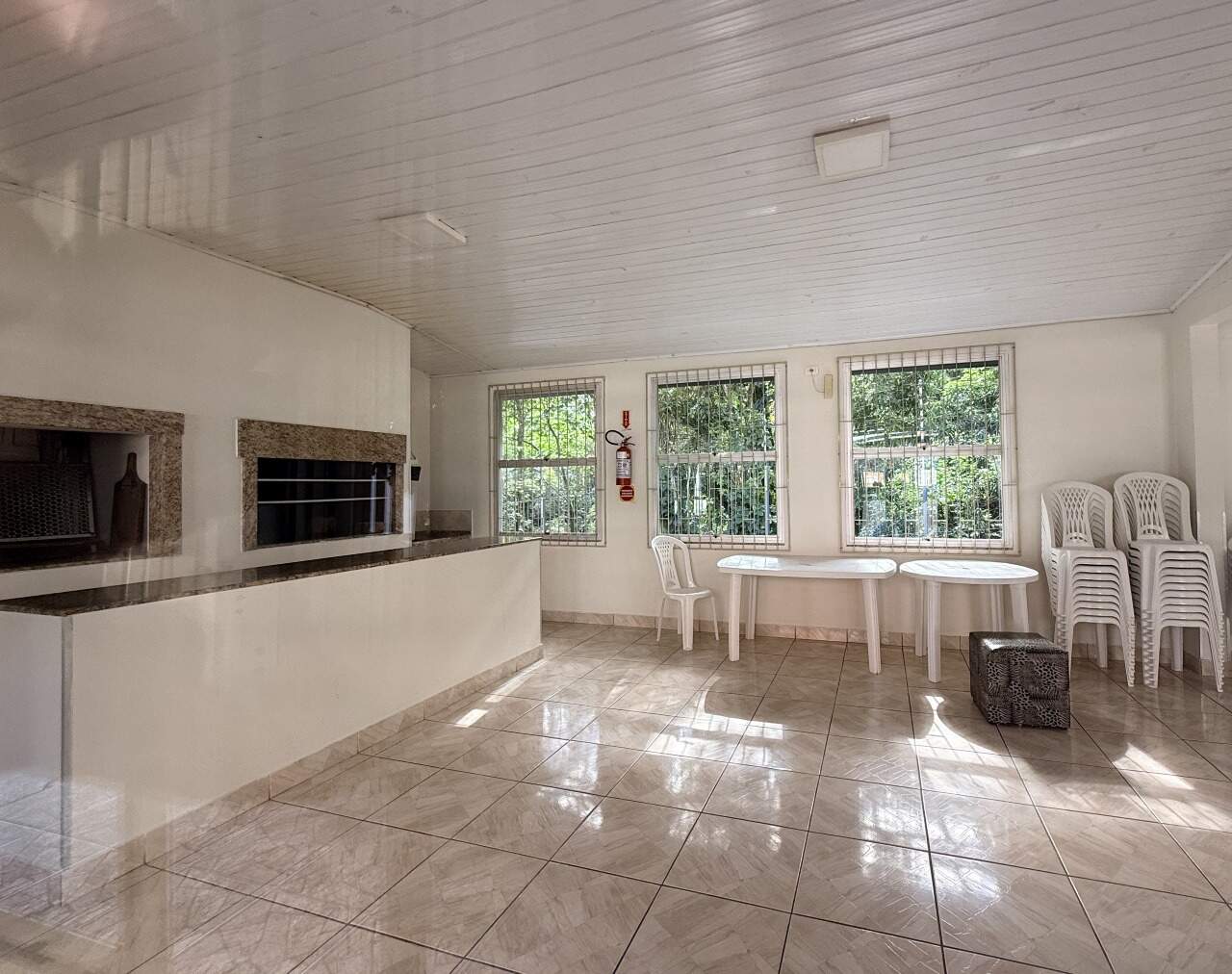 Apartamento à venda no Pantanal: