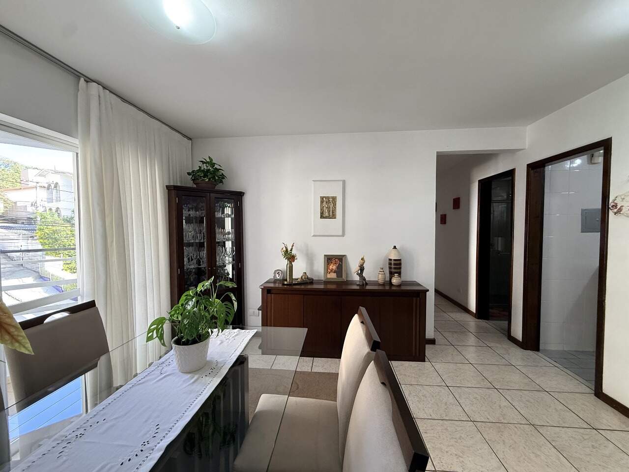 Apartamento à venda no Pantanal:
