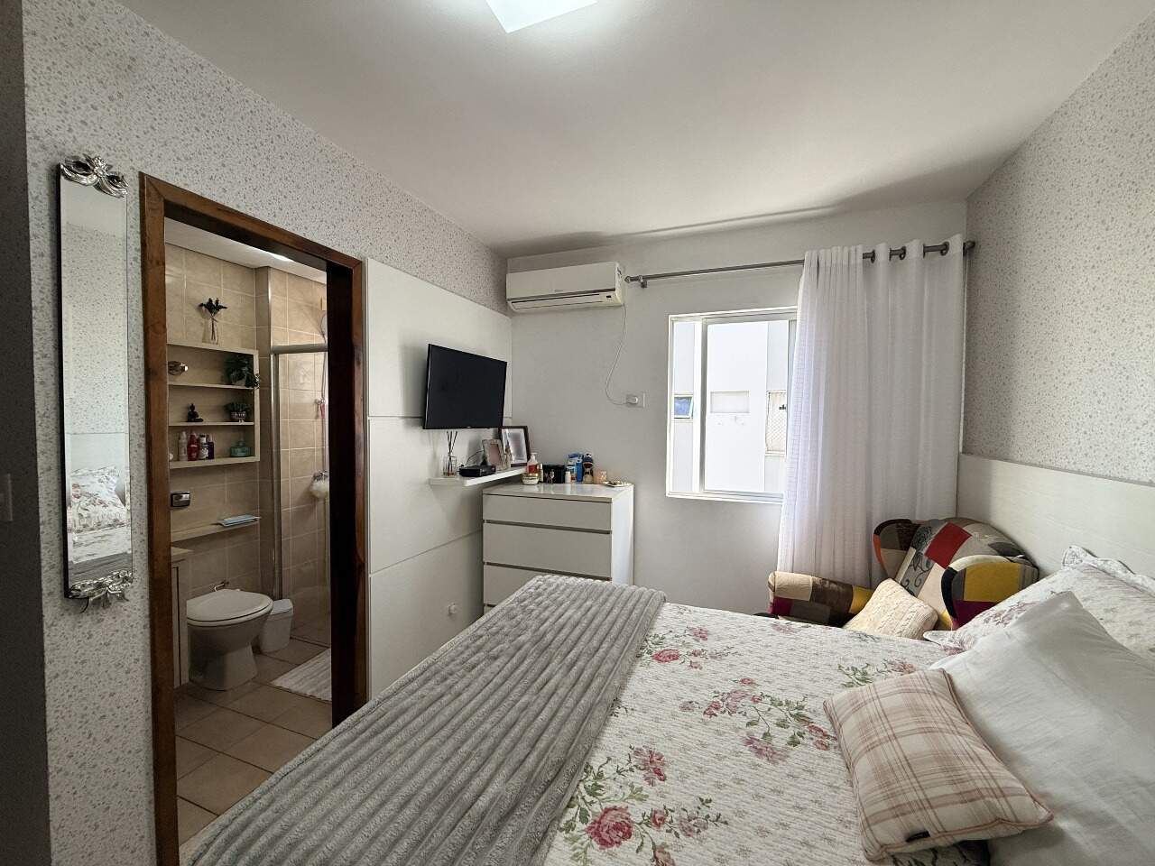 Apartamento à venda no Pantanal: