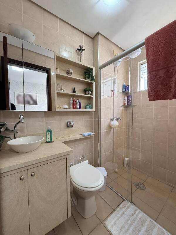 Apartamento à venda no Pantanal:
