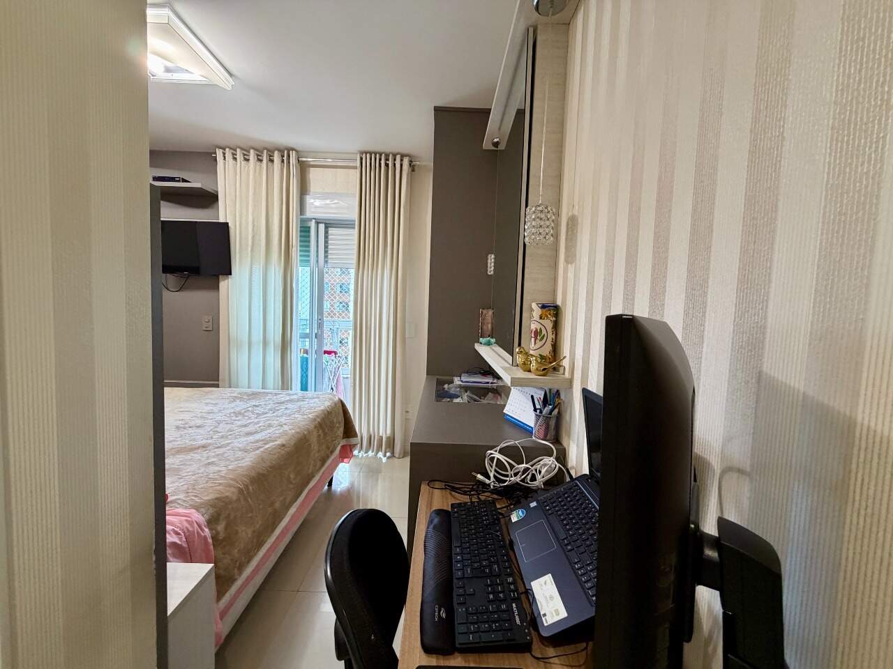 Apartamento à venda no Estreito: