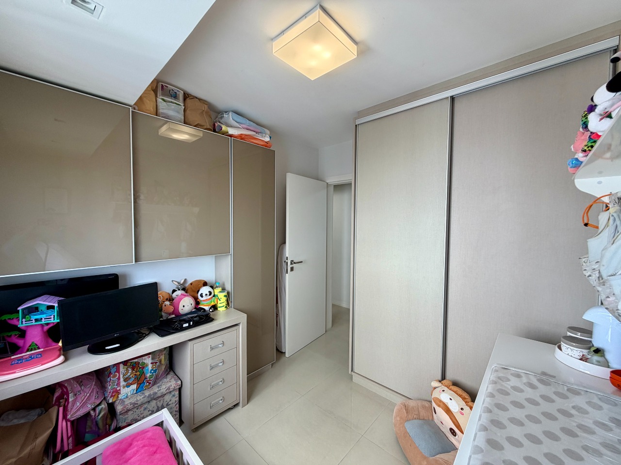 Apartamento à venda no Estreito:
