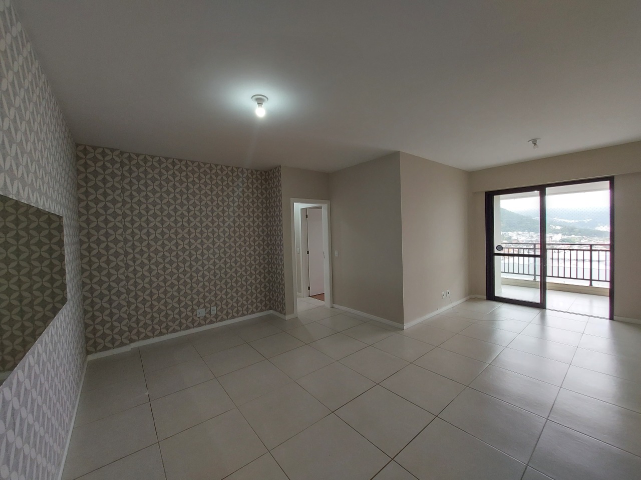 Apartamento para aluguel no Itacorubi: 