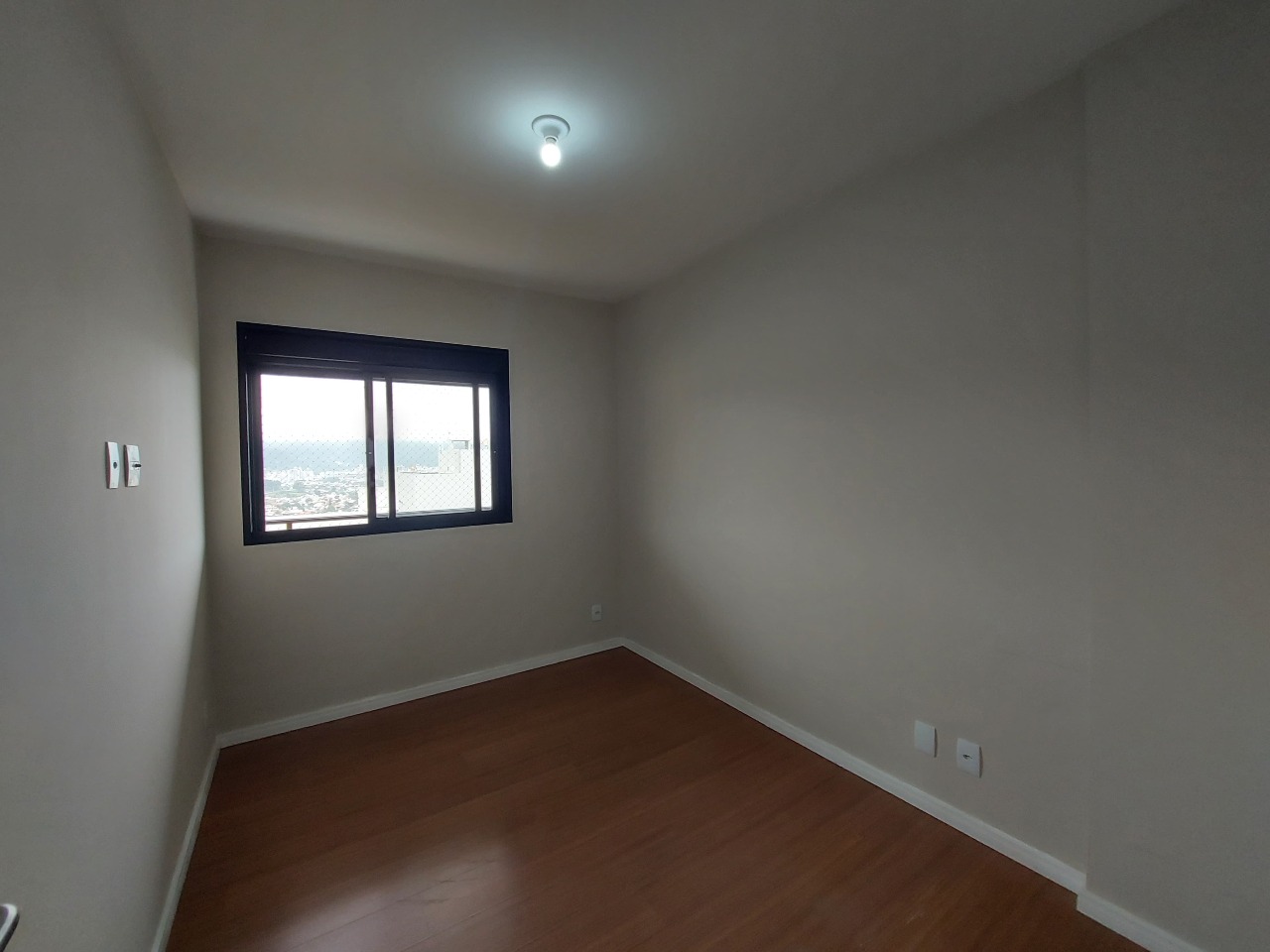 Apartamento para aluguel no Itacorubi: 