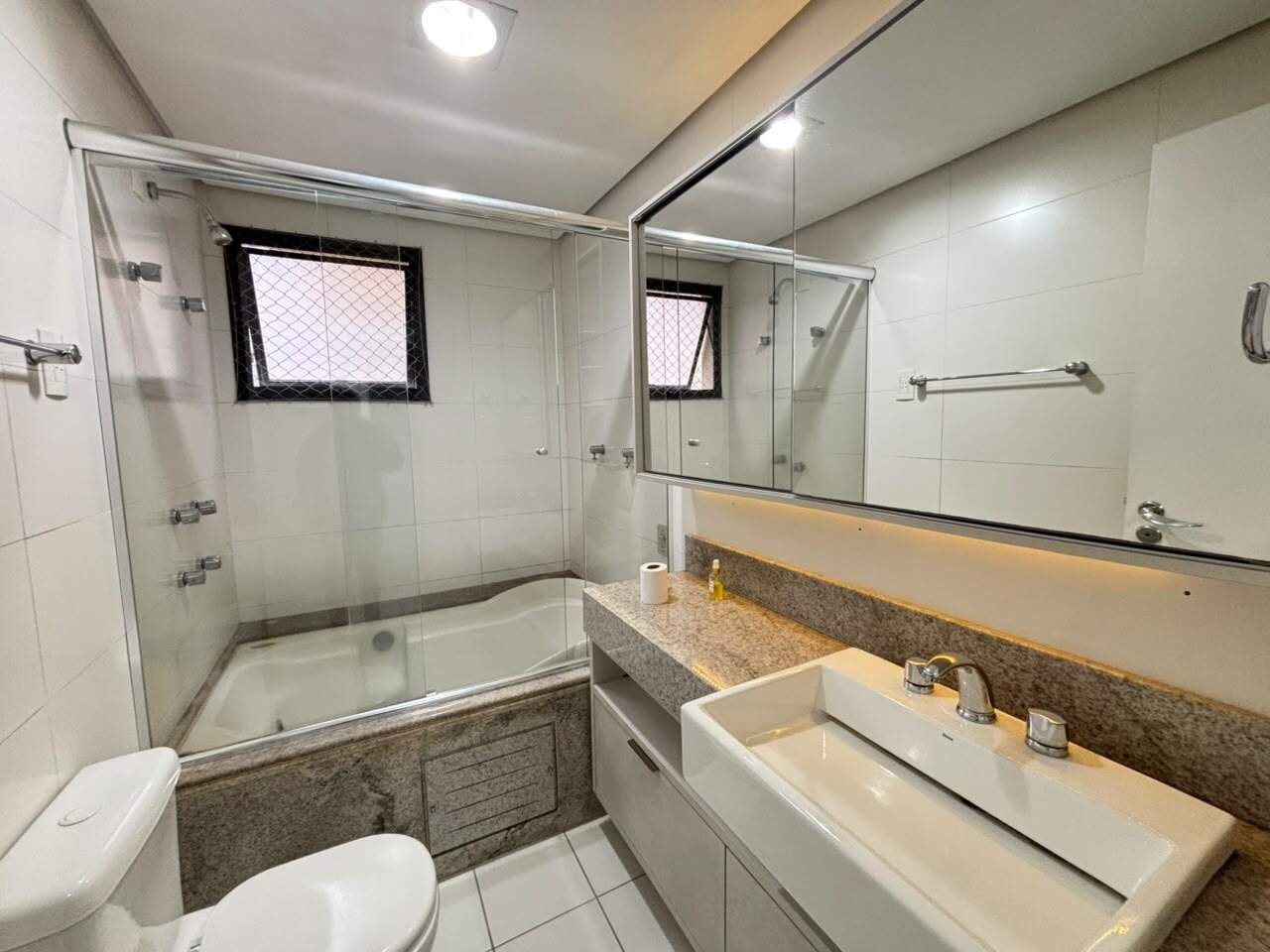 Apartamento para aluguel no Centro: 