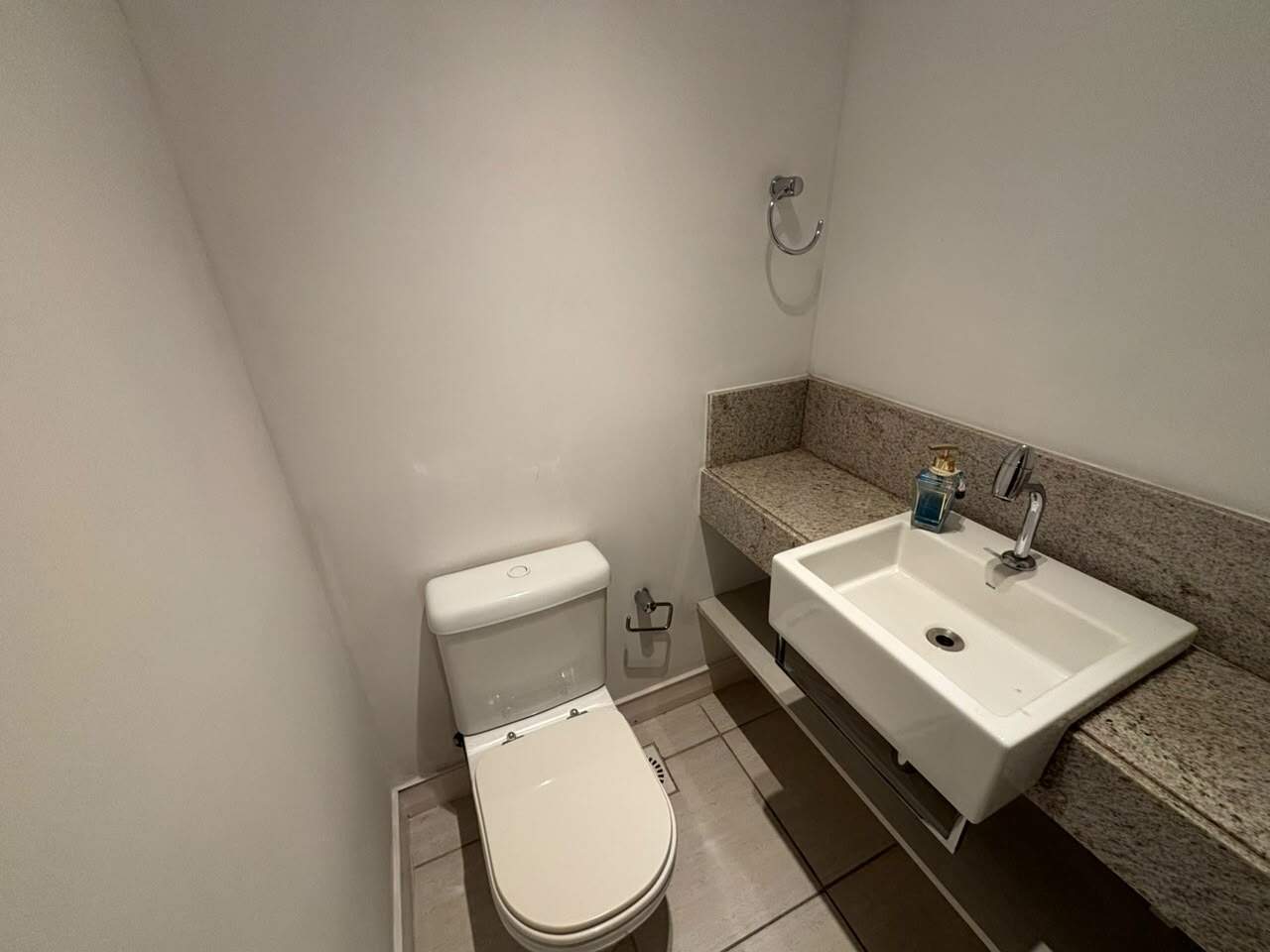Apartamento para aluguel no Centro: 