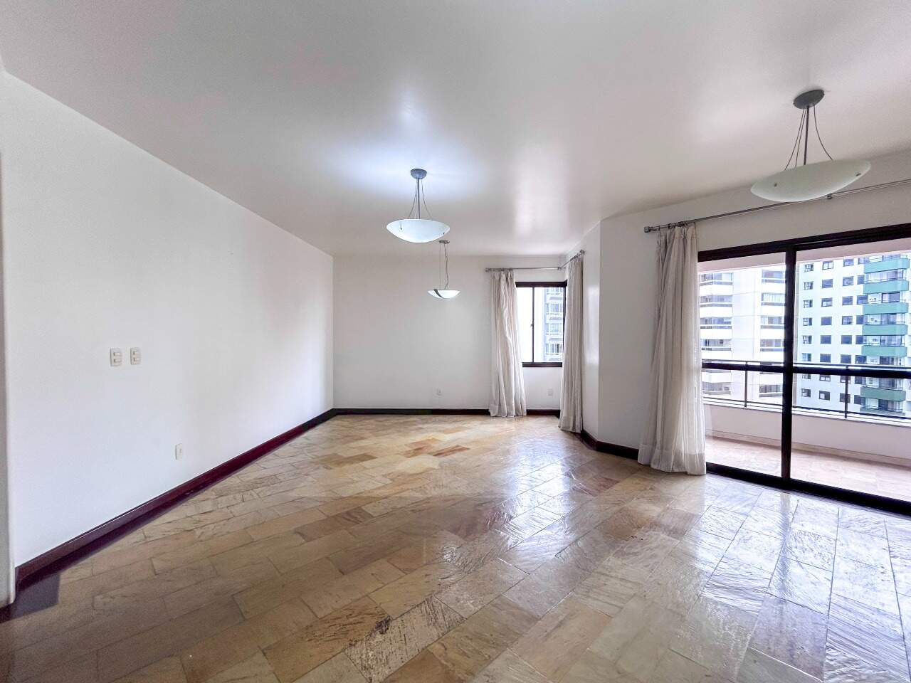 Apartamento para aluguel no Centro: 