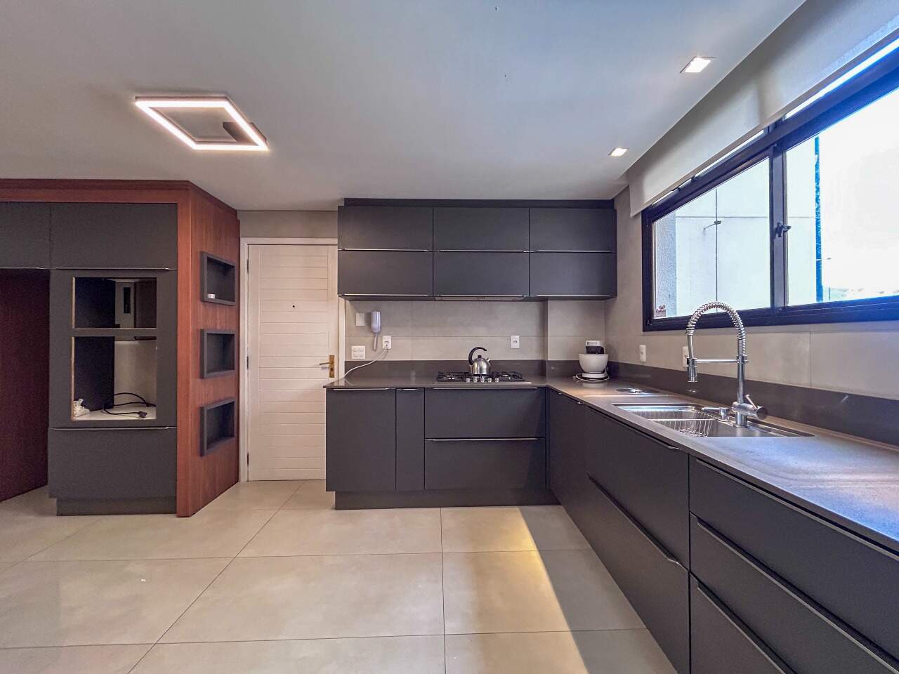 Apartamento para aluguel no Centro: 