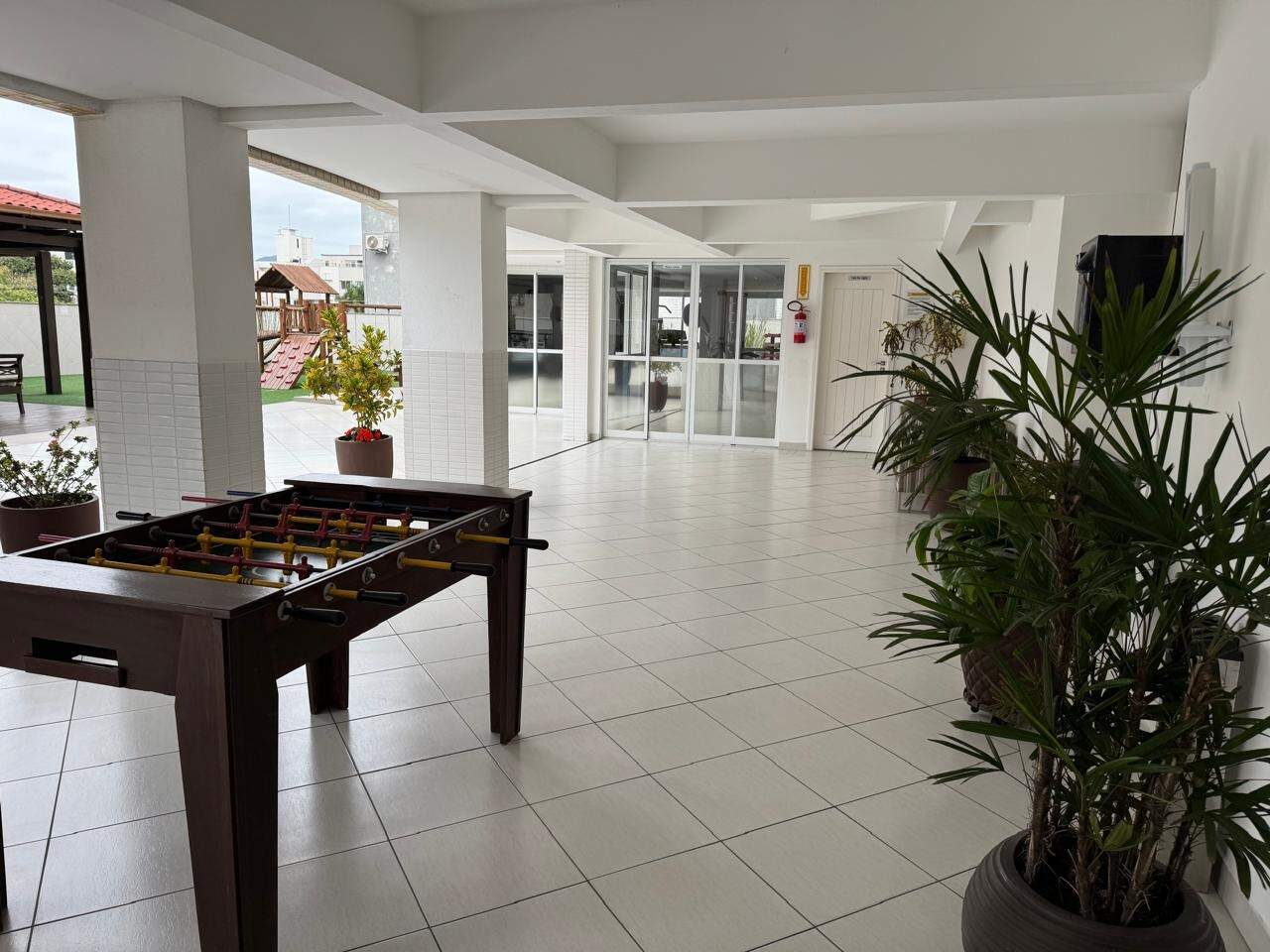 Apartamento à venda no Coqueiros: