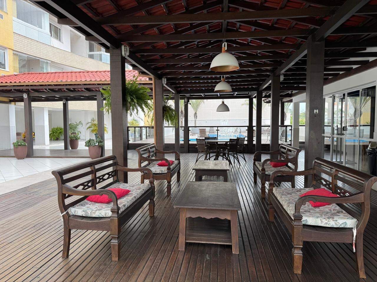 Apartamento à venda no Coqueiros: