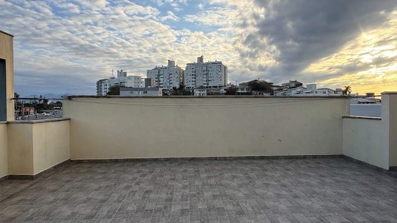 Apartamento à venda no Estreito: Terraço Compartilhado
