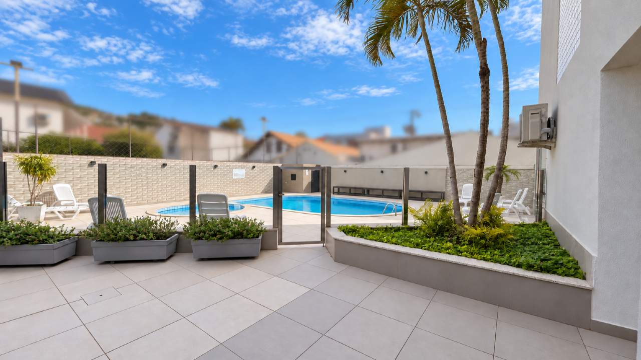 Apartamento duplex à venda no Agronomica: