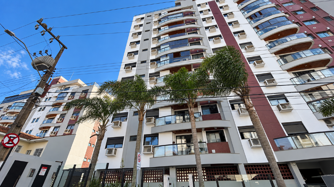 Apartamento duplex à venda no Agronomica: