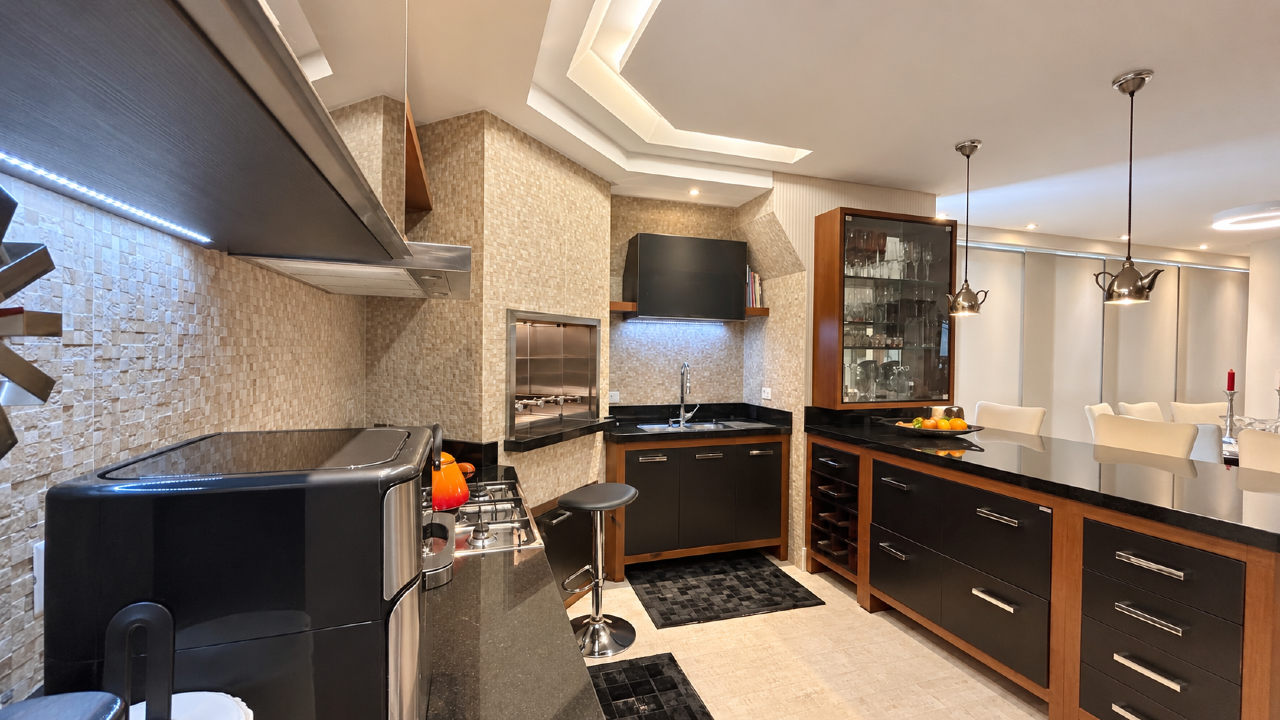 Apartamento duplex à venda no Agronomica: