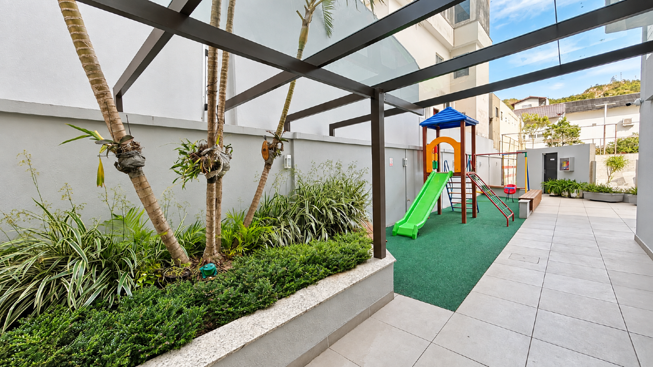 Apartamento duplex à venda no Agronomica: