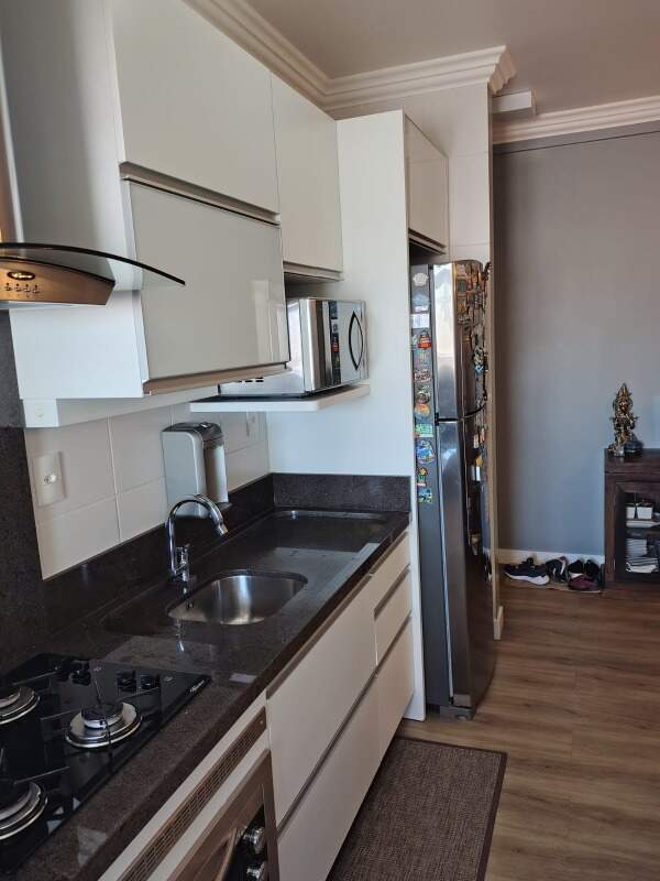 Apartamento à venda no Capoeiras: