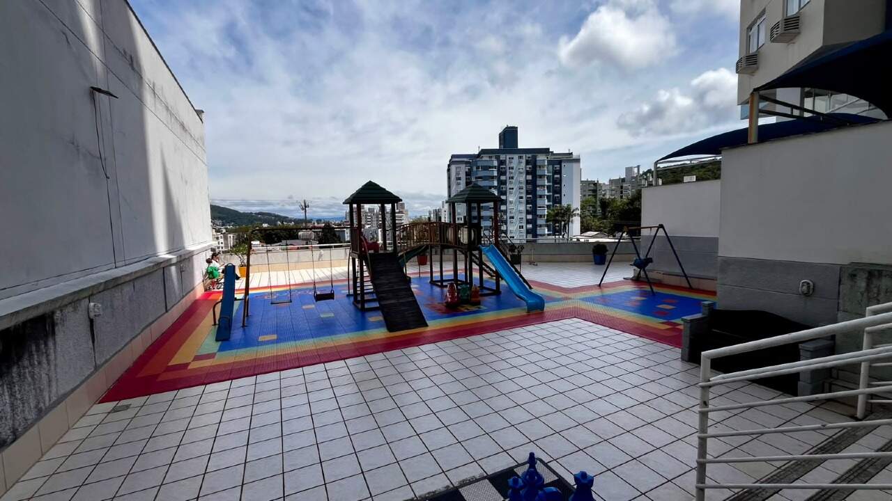 Apartamento à venda no Itacorubi: