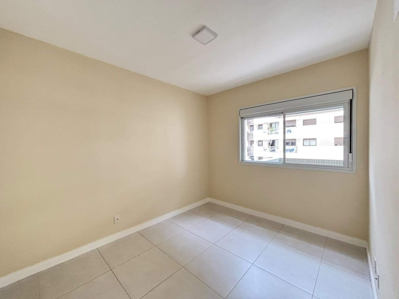 Apartamento para aluguel no Itacorubi: 