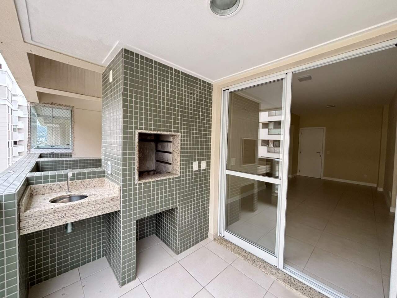 Apartamento para aluguel no Itacorubi: 
