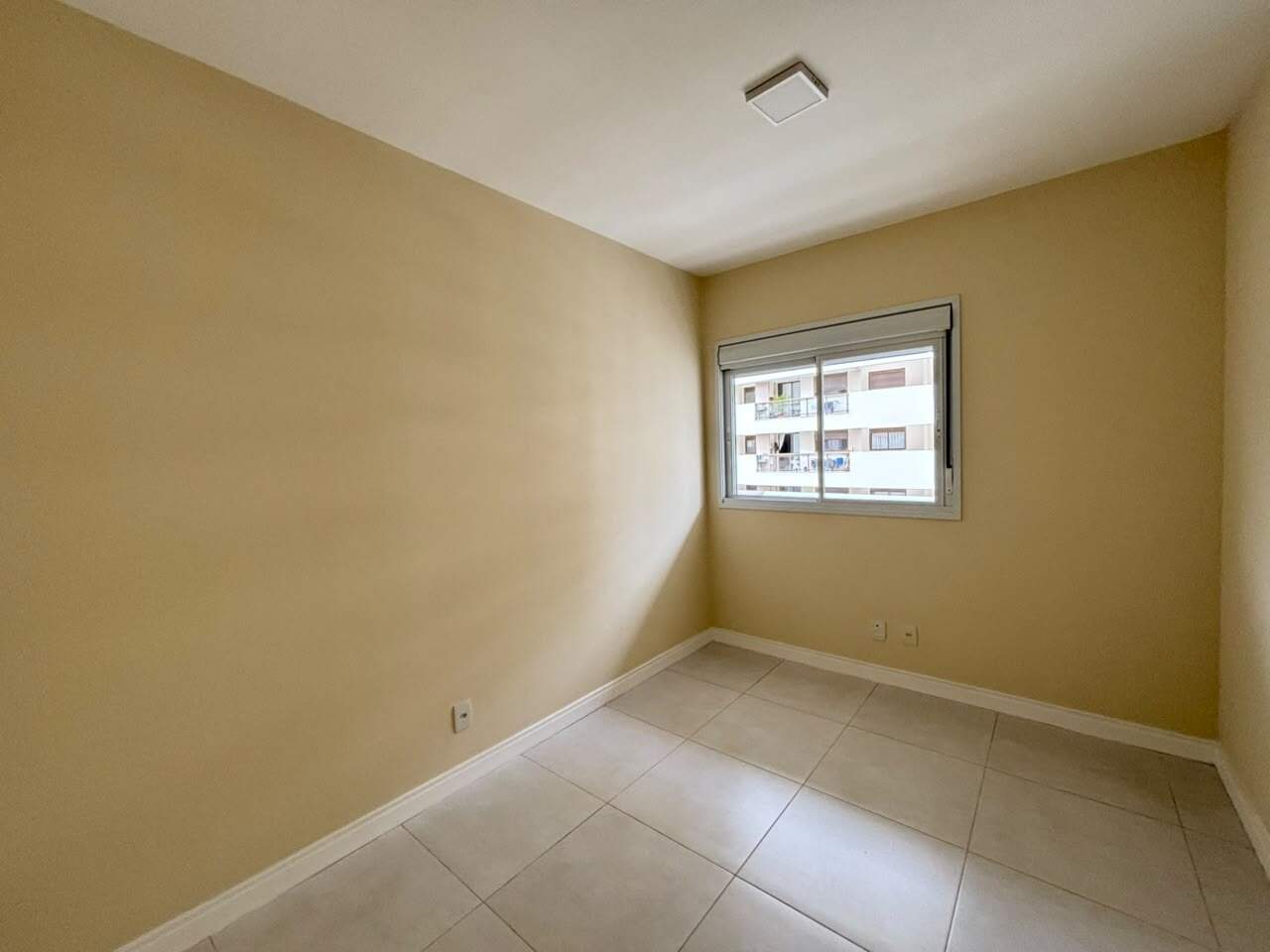 Apartamento para aluguel no Itacorubi: 