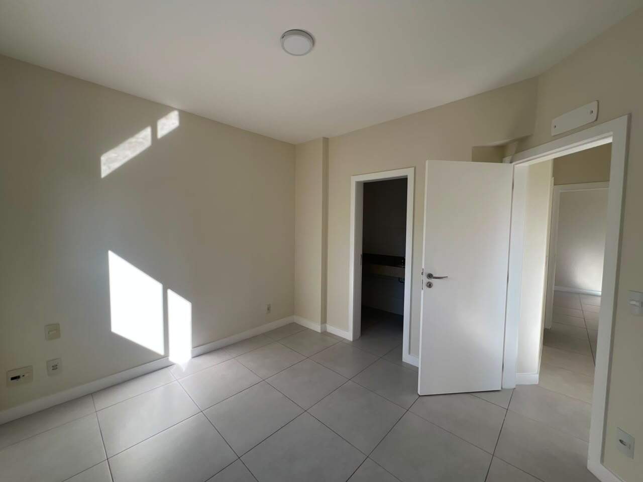 Apartamento para aluguel no Itacorubi: