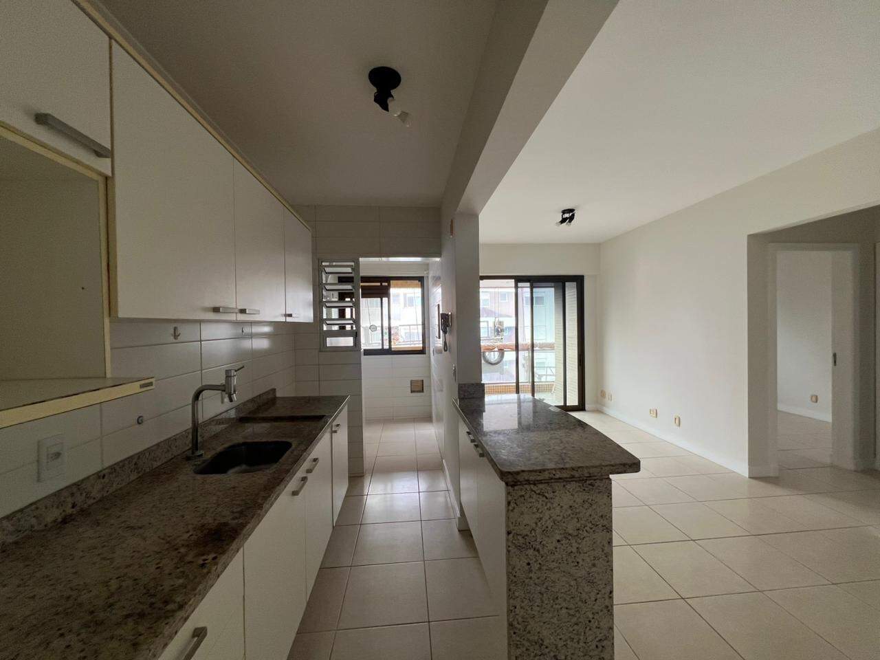 Apartamento para aluguel no Centro: 