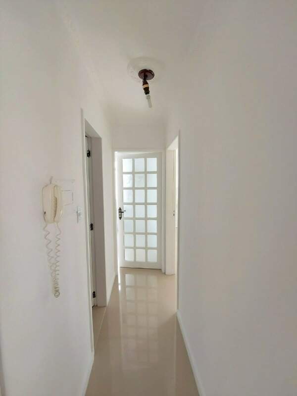 Apartamento para aluguel no Coqueiros: 