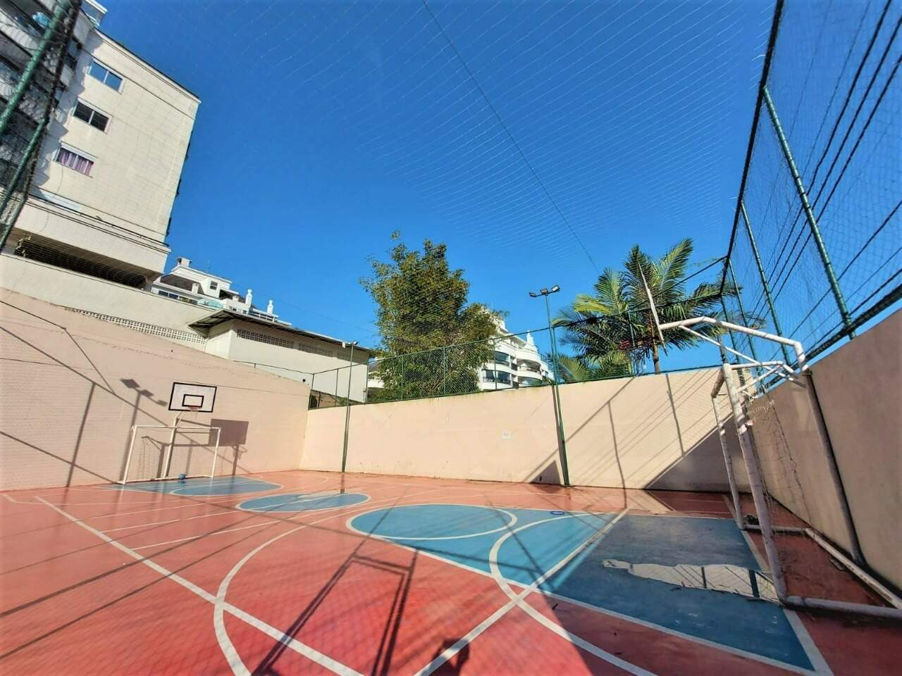 Apartamento para aluguel no Coqueiros: 