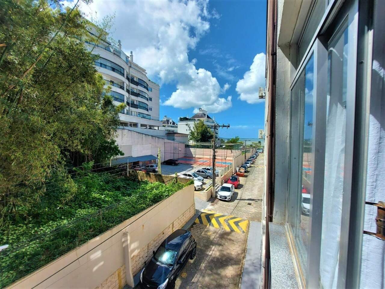 Apartamento para aluguel no Coqueiros: 
