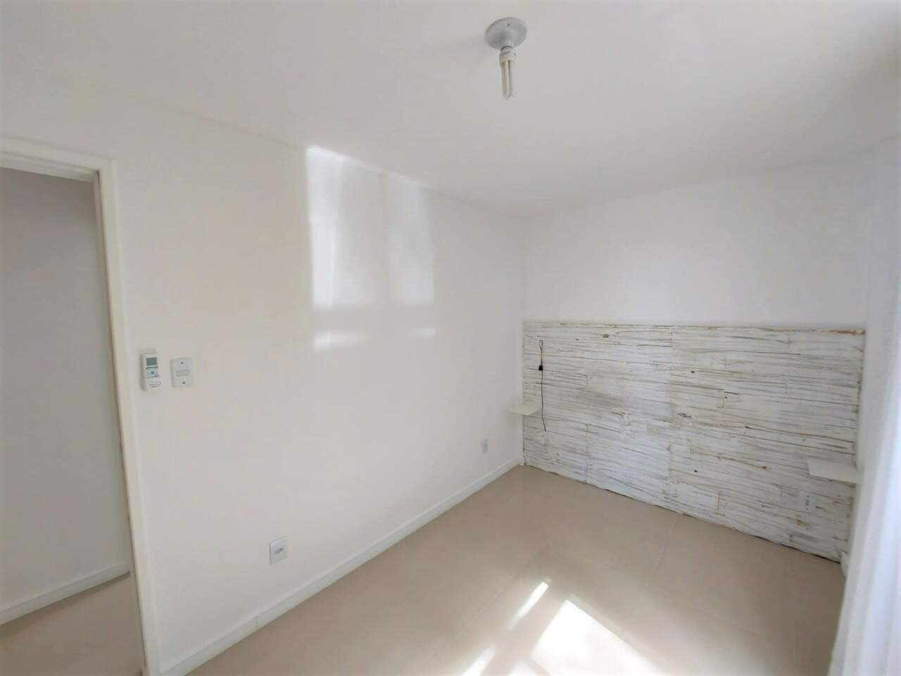 Apartamento para aluguel no Coqueiros: 
