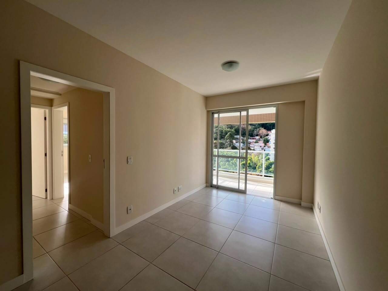 Apartamento para aluguel no Itacorubi: 