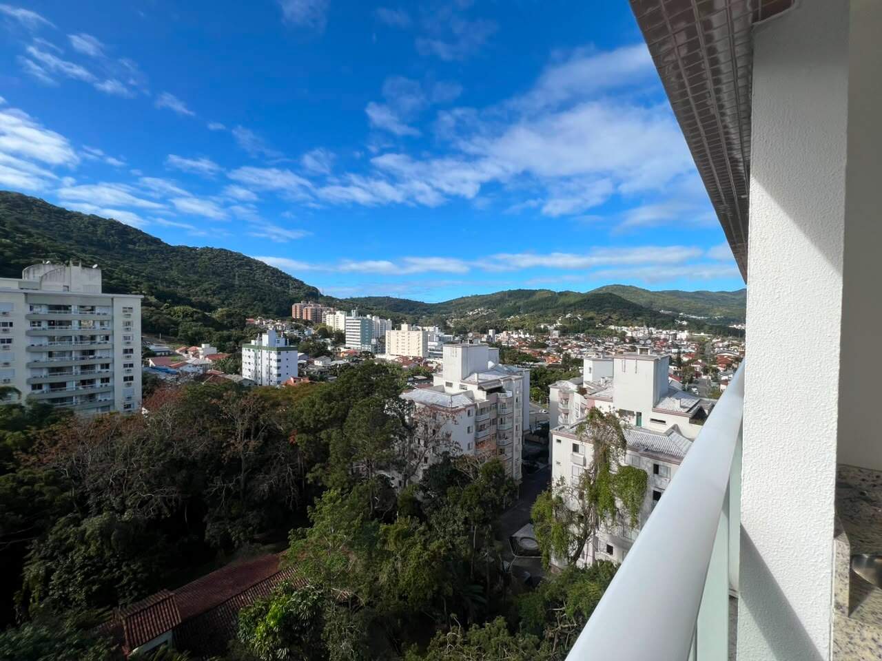 Apartamento para aluguel no Itacorubi: 