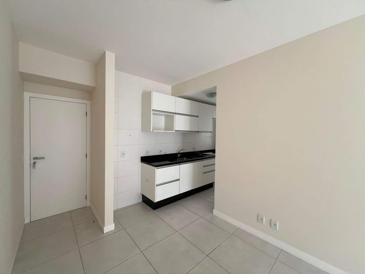 Apartamento para aluguel no Itacorubi: 
