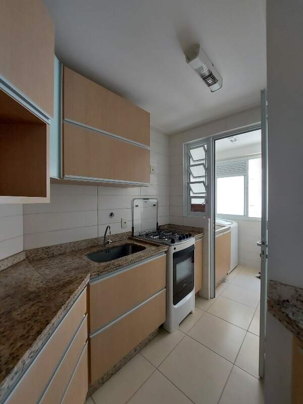 Apartamento para aluguel no Trindade: 