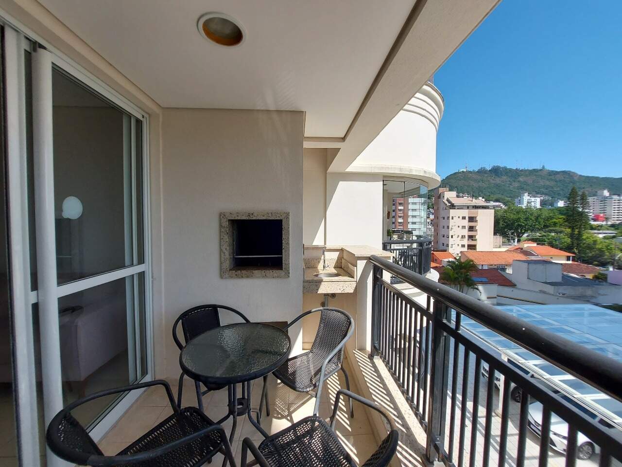 Apartamento para aluguel no Trindade: 